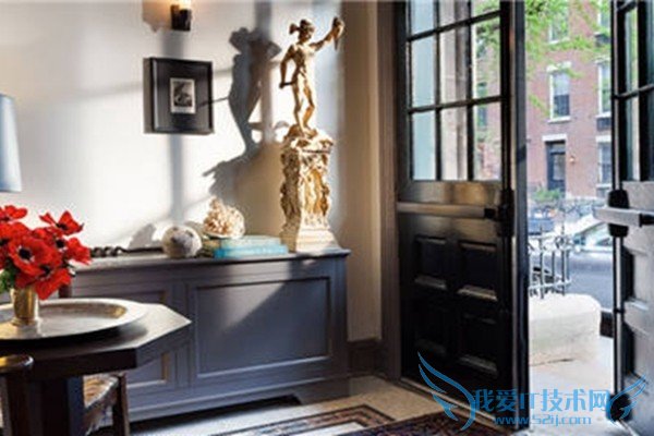 艺术画廊间诗人故居