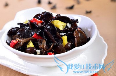 家庭炒菜好吃用什么锅?铁锅 52IJ