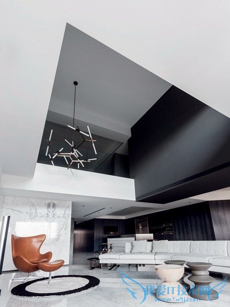 至简韵深的黑白东方