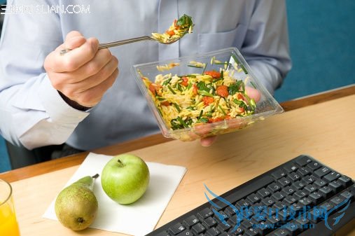 四种常见行为在饭后是不能做的 52IJ