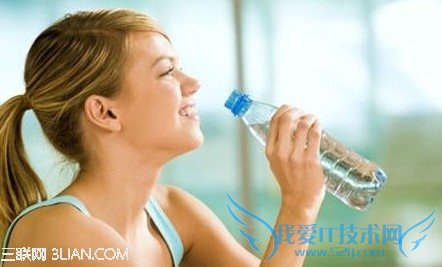 喝水会长胖?小心喝水的9大误区 52IJ
