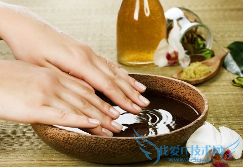 手脚冰凉是怎么回事