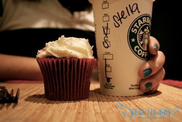 星巴克我能将已注册或关联的星享卡关联到另一个不同的星享俱乐部帐户吗? 52IJ