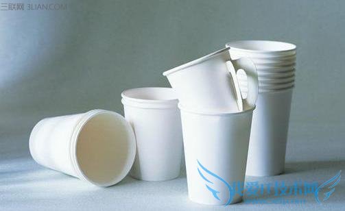 如何选购对健康有益的水杯 52IJ