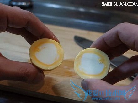 手把手教你做“外黄内白”的水煮蛋 52IJ