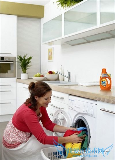 去除油污,怎样去除厨房油污 52IJ阅读