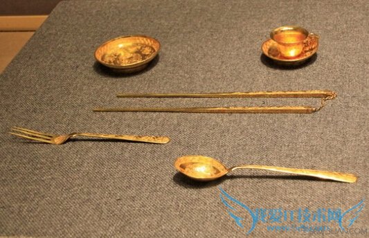 ʲô²ÄÖʲ;߳Է¹Ïã 52IJ