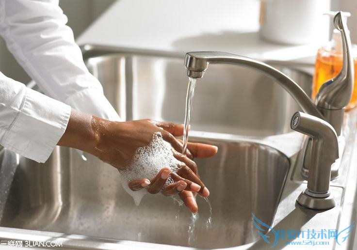 揭卫生间里的健康时间 52IJ