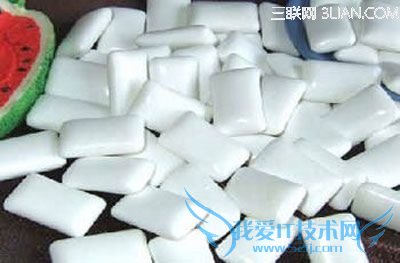粘上口香糖后怎样去除 52IJ
