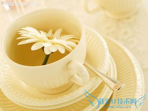 巧妙清除杯子的污渍 52IJ