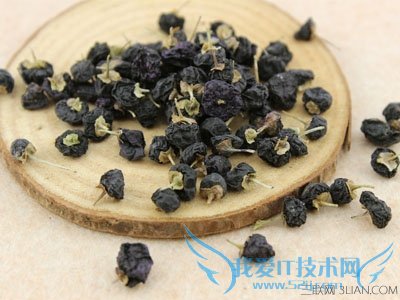 黑枸杞真假辨别 52IJ