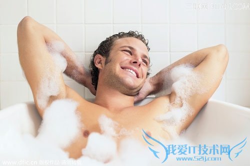 男人呢怎么洗澡最健康 52IJ