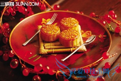 中秋如何选月饼 52IJ