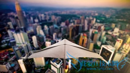 扔纸飞机前为什么先哈口气 52IJ