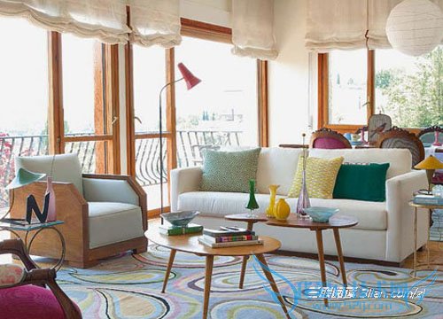 色彩家居营造清爽感小窝 52IJ阅读