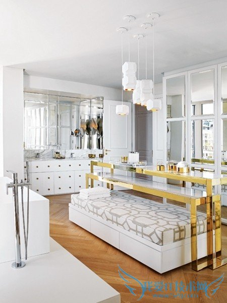 优雅浓烈金色开普敦