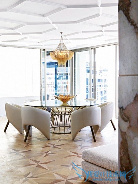 优雅浓烈金色开普敦