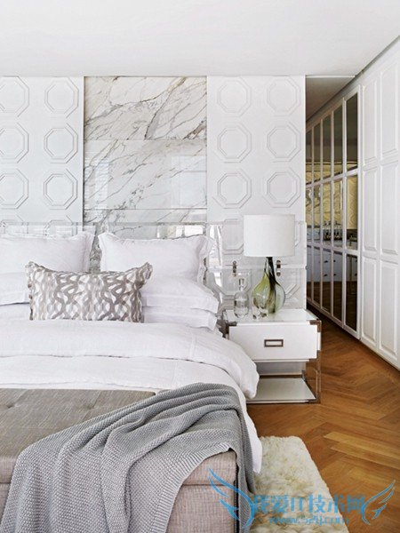 优雅浓烈金色开普敦