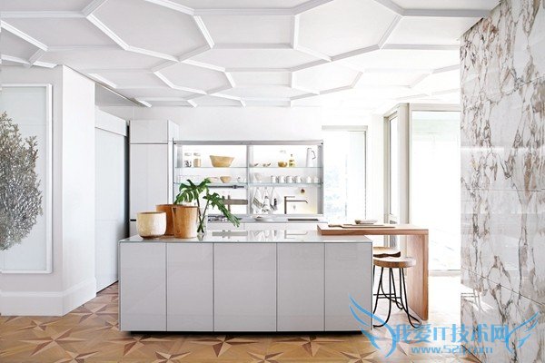 优雅浓烈金色开普敦