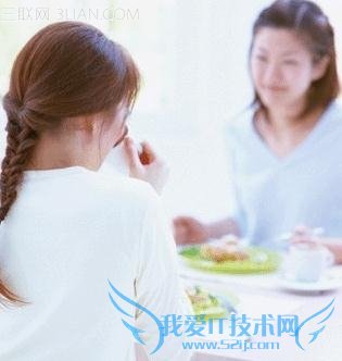 产后减少眼皱纹的4个方法 52IJ母婴教育