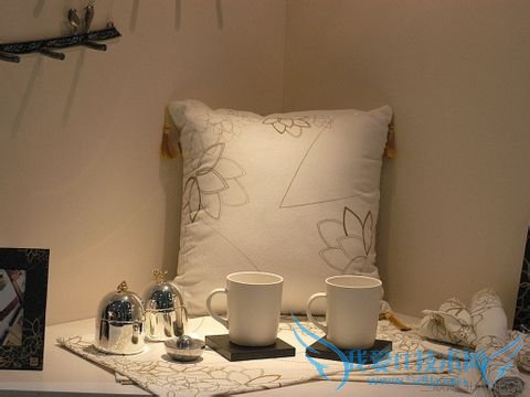 壁纸怎么选购?选购家居壁纸的注意事项 52IJ