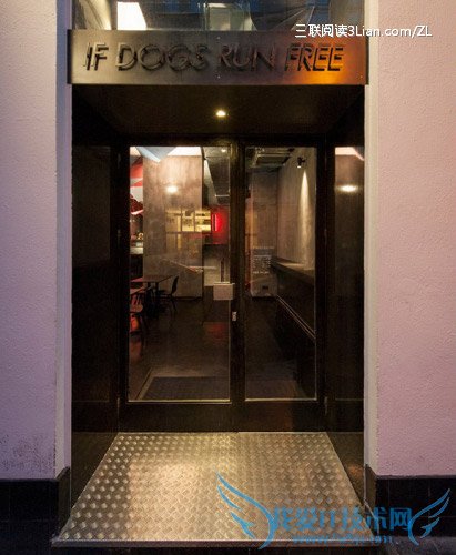 倒置的冰山 维也纳酒吧顶上的花花世界