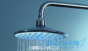 产后怎样洗澡、刷牙? 52IJ母婴教育