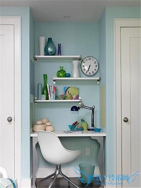 蜗居室内挤出小书房