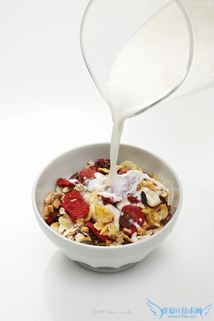 牛奶10饮法孩子越喝越伤身 三联