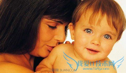 小儿脐疝有哪些症状 52IJ母婴教育