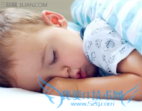 宝宝磨牙是什么原因 52IJ母婴教育