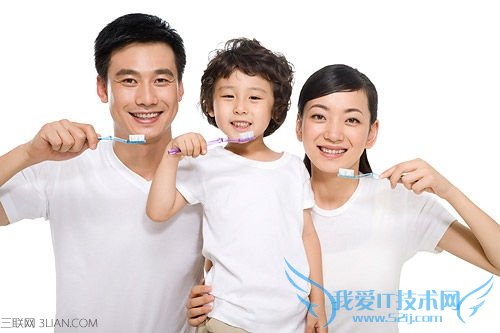 让宝宝爱上刷牙的小窍门 三联