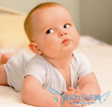 给新生儿洗澡注意七个细节 三联