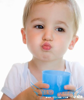 夏天宝宝喝什么+52IJ母婴教育阅读