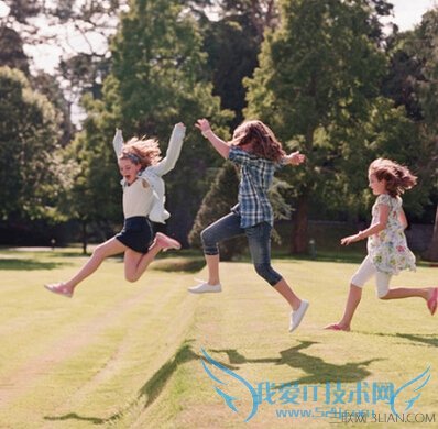 23걦ʺϵĻϷ      52IJĸӤ