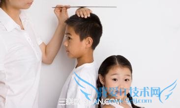 ���ú��ӳ��߶ఴĦ��ЩѨλ 52IJĸӤ����