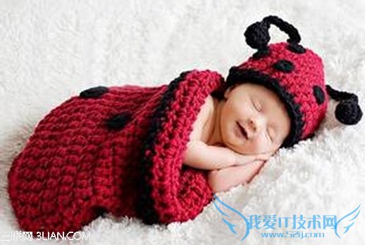 宝宝秋冬室内着装关键 52IJ母婴教育