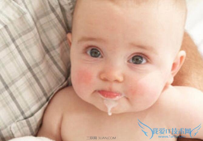 婴儿吐奶可以继续哺乳吗 52IJ母婴教育