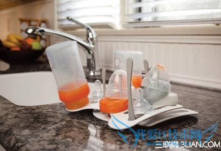 关于使用奶瓶的问与答 52IJ母婴教育