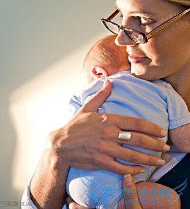 职场妈妈怎么母乳喂奶 三联