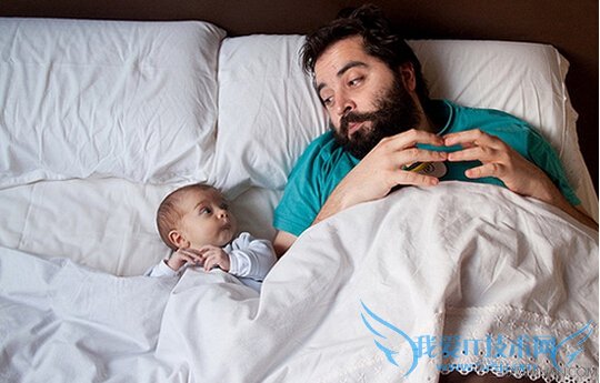 宝宝睡觉10个不宜 52IJ母婴教育