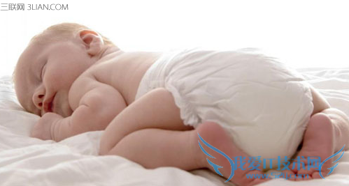 宝宝睡觉容易惊醒怎么办 52IJ母婴教育