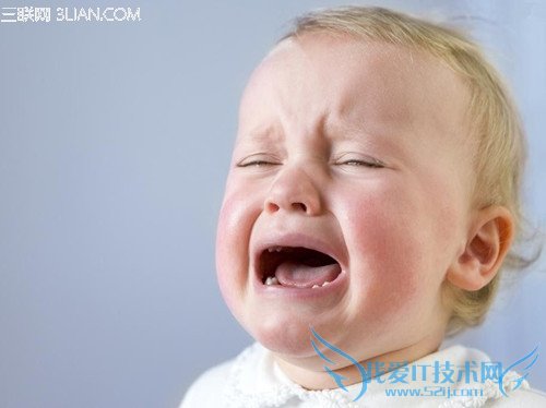 宝宝哭闹的原因与处理 52IJ母婴教育
