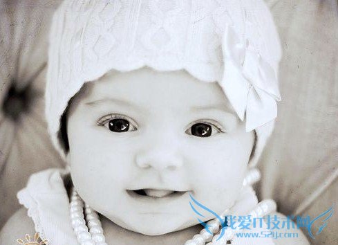 宝宝眼屎过多是怎么回事 52IJ母婴教育