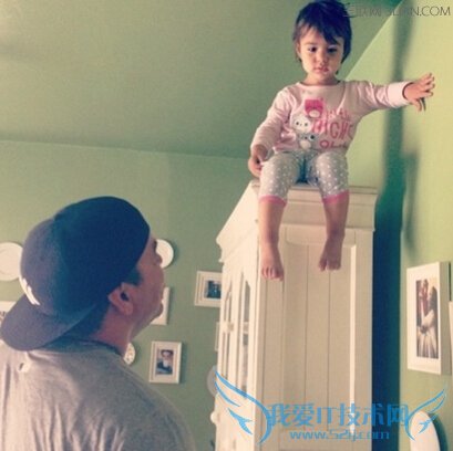 ̫ʶЩŮԸ       52IJĸӤ