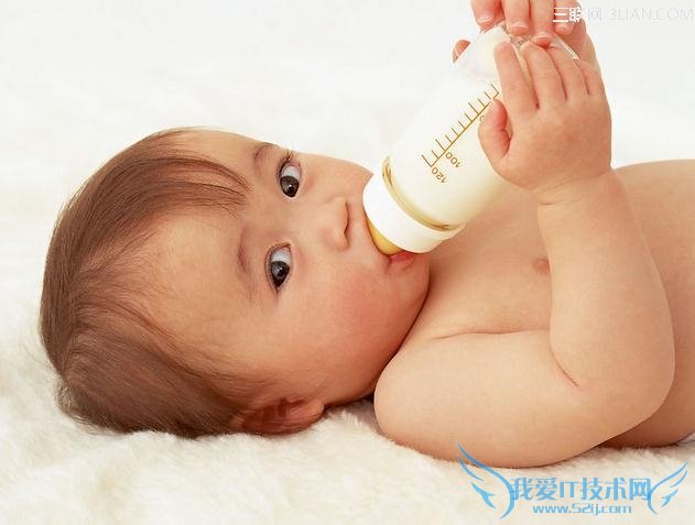 牛初乳不能做宝宝主食 三联