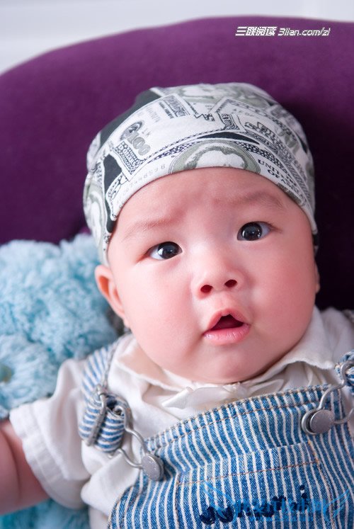 宝宝情绪不安与缺乏维生素有关系 52IJ母婴教育