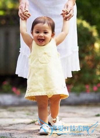 如何给宝宝挑选合适的鞋子 52IJ母婴教育