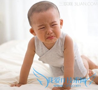 宝宝睡前爱哭该怎么办 52IJ母婴教育