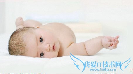 怎么教宝宝翻身+52IJ母婴教育阅读